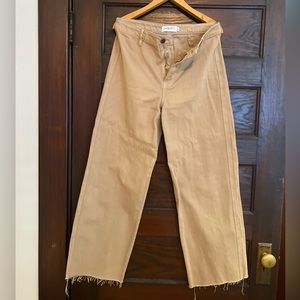 CJLA Jaymee jeans in khaki. High waist, wide leg, raw hem